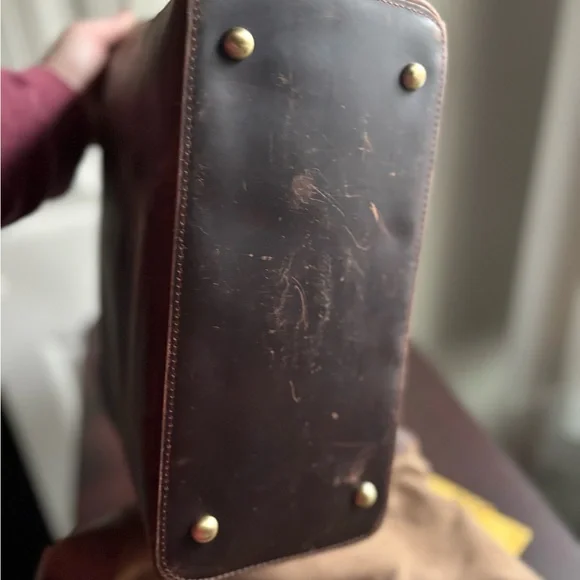 Classic Brown Leather Bag - Picture 6 of 12